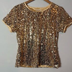 Anna-Kaci Shimmering Gold Sequin Short Sleeve Top, Size M